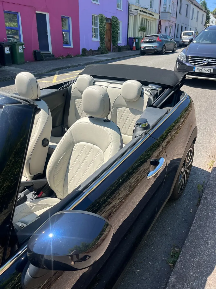 Mini Cooper Convertible 2020 - Image 3