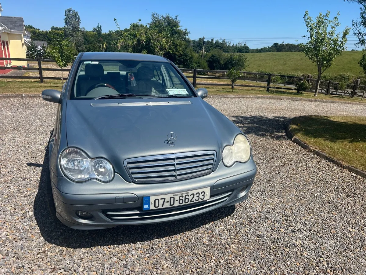Mercedes-Benz C-Class 2007 - Image 1