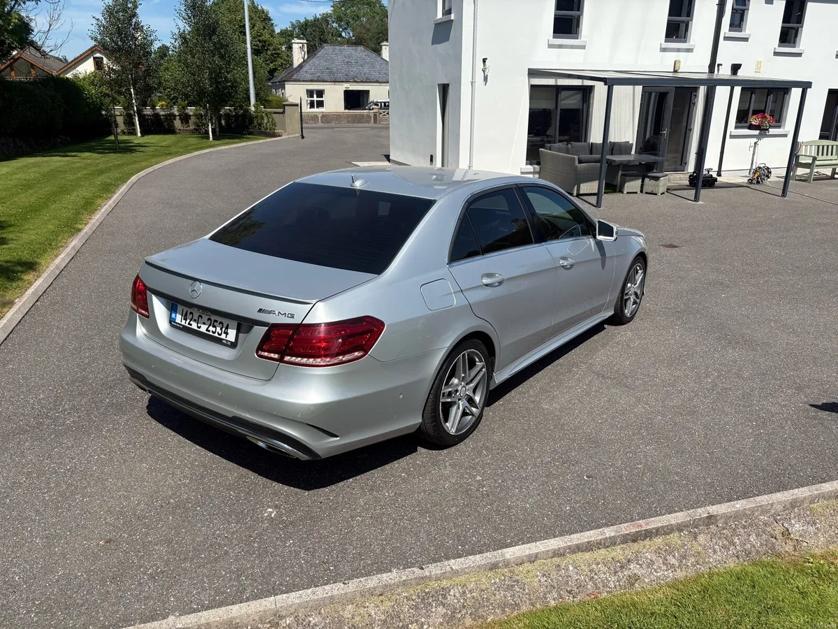 Mercedes E-Class - Image 3