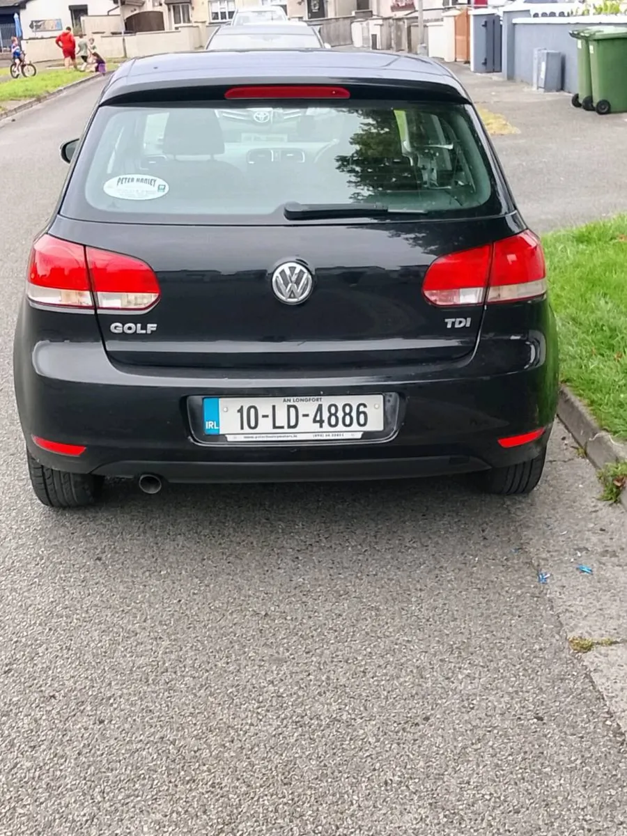10 vw golf 1.6 tdi NCT + tax mint - Image 2