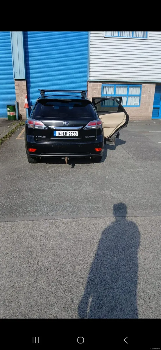 Car - Image 3