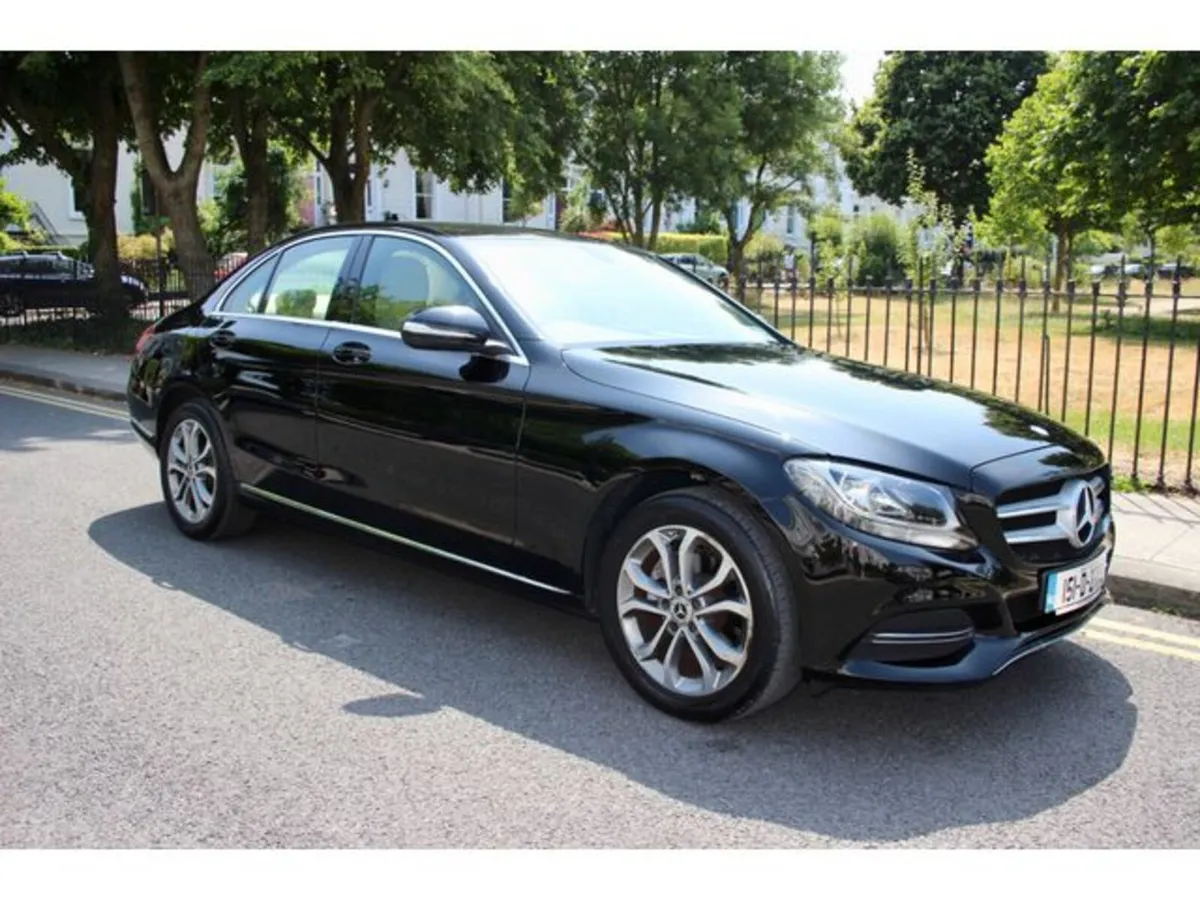 Mercedes-Benz C-Class C 180 Avantgarde 4DR Auto, F - Image 1