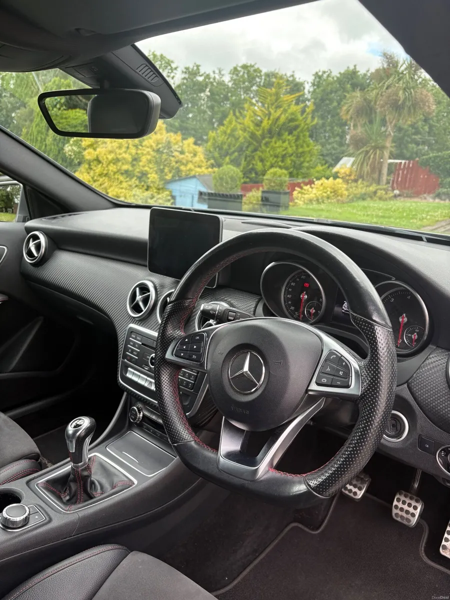 Mercedes-Benz A-Class 2016 - Image 3