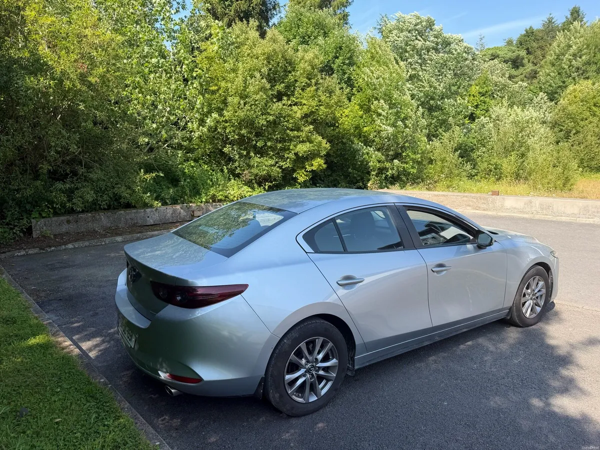 211 Mazda 5 Nct&Tax - Image 2