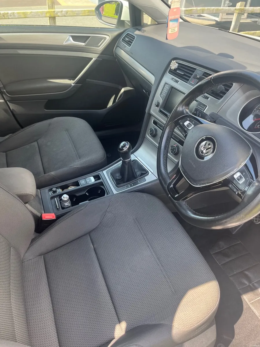 Volkswagen Golf 2015 - Image 5