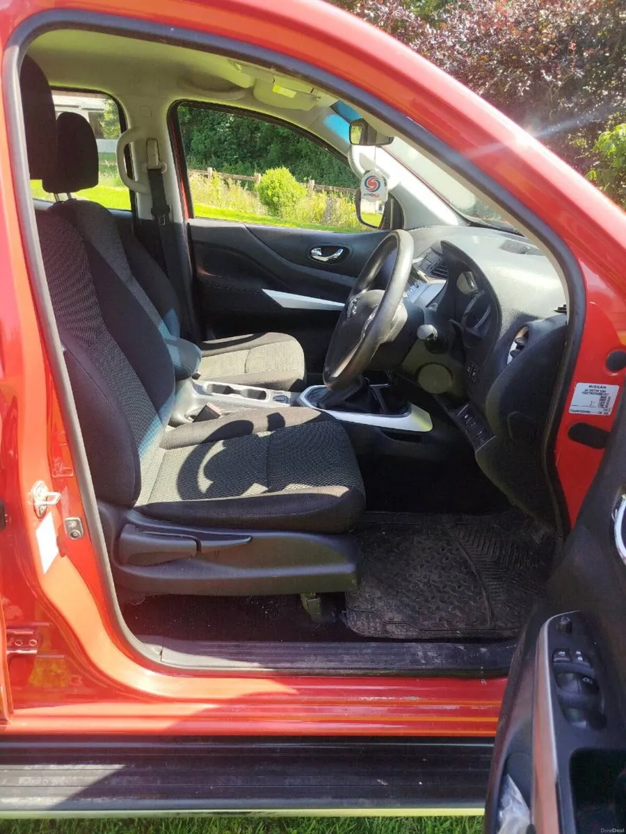 Nissan Navara - Image 2