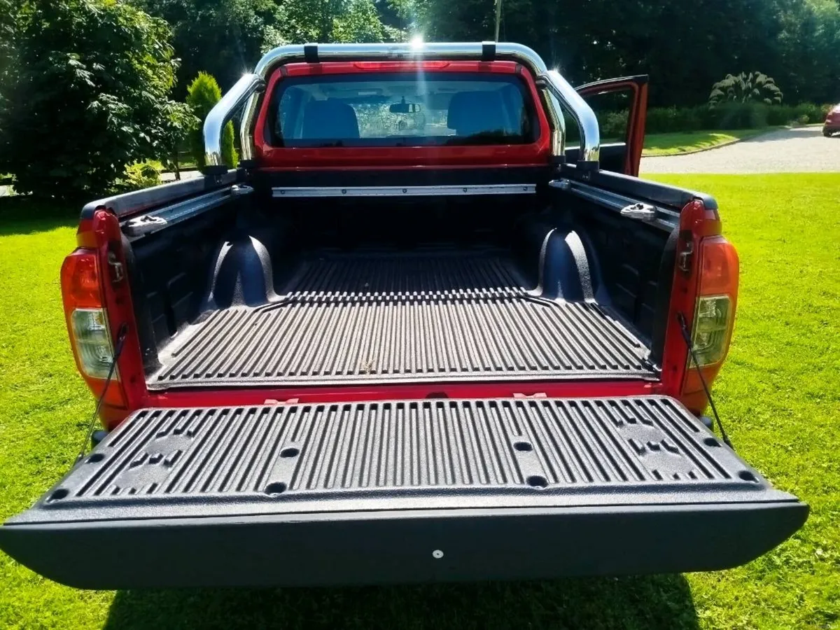 Nissan Navara - Image 4