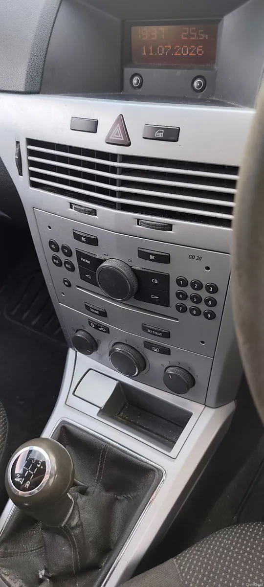 Vauxhall Astra 2009 - Image 4