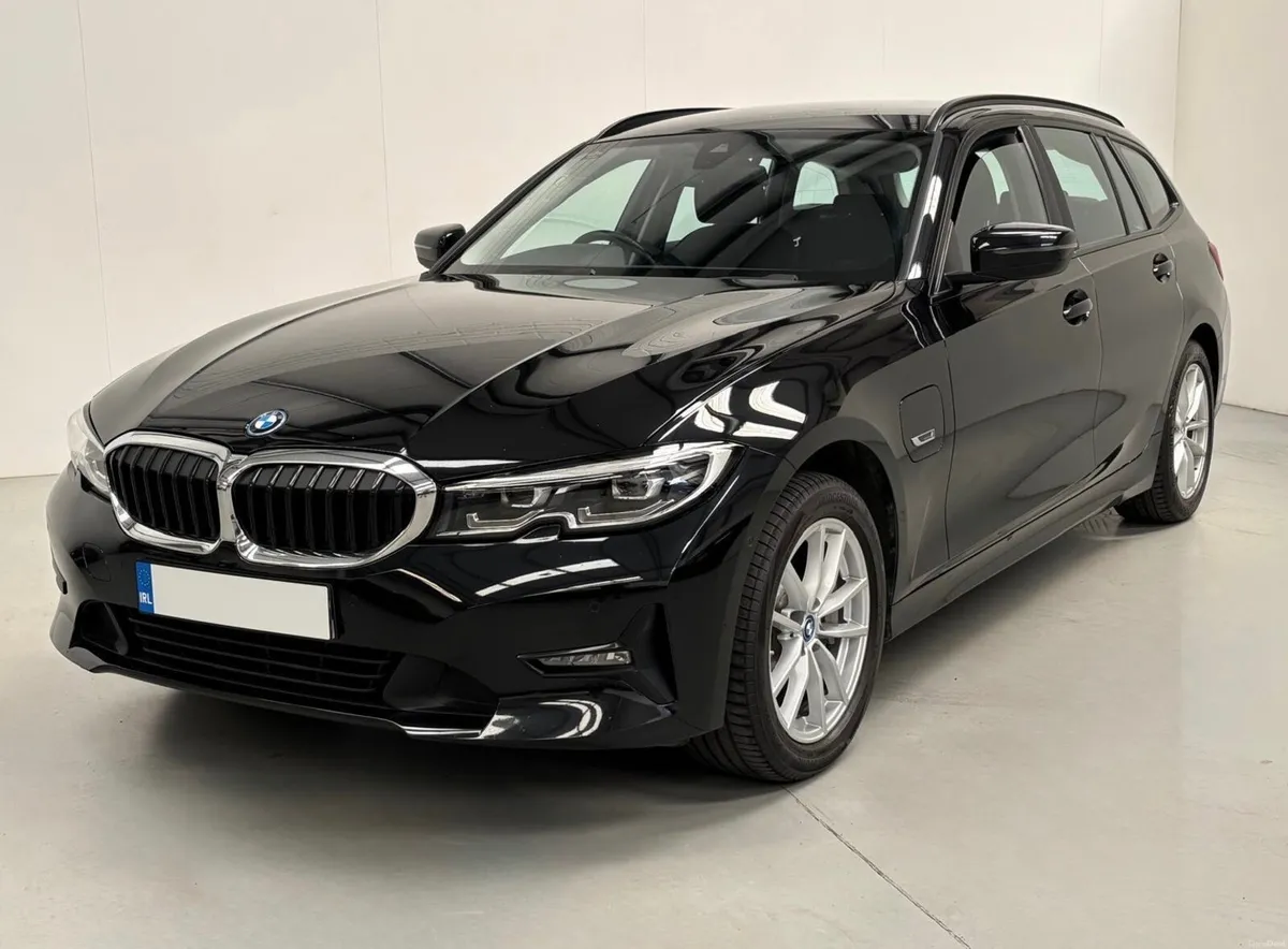 BMW 330E SE Pro Estate - Image 3