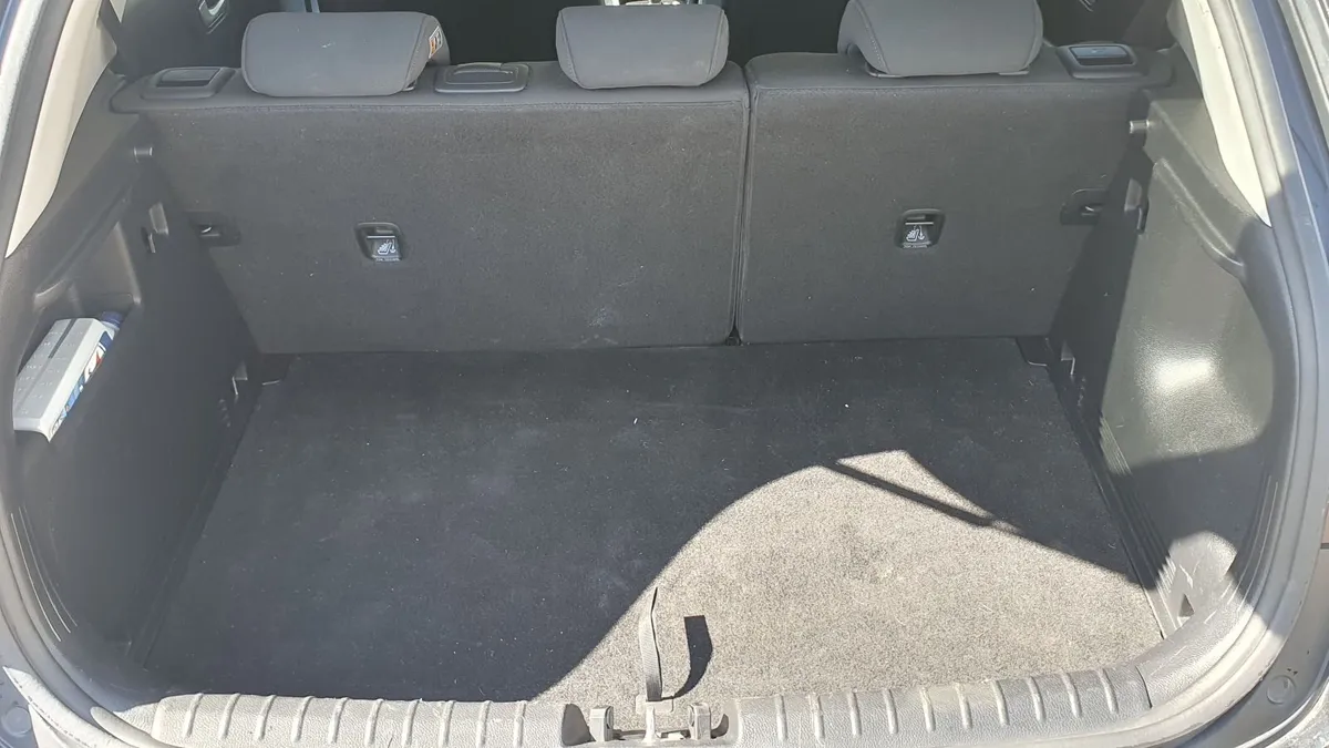 2018 Kia Stonic K2 1.4 Petrol - Image 6