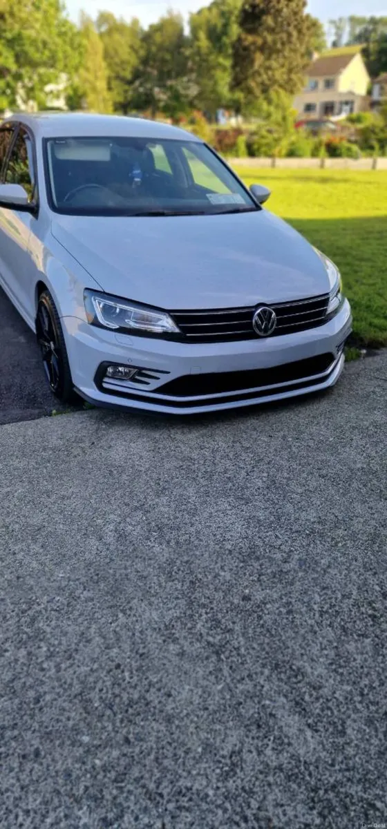 Volkswagen Jetta 2018 - Image 4