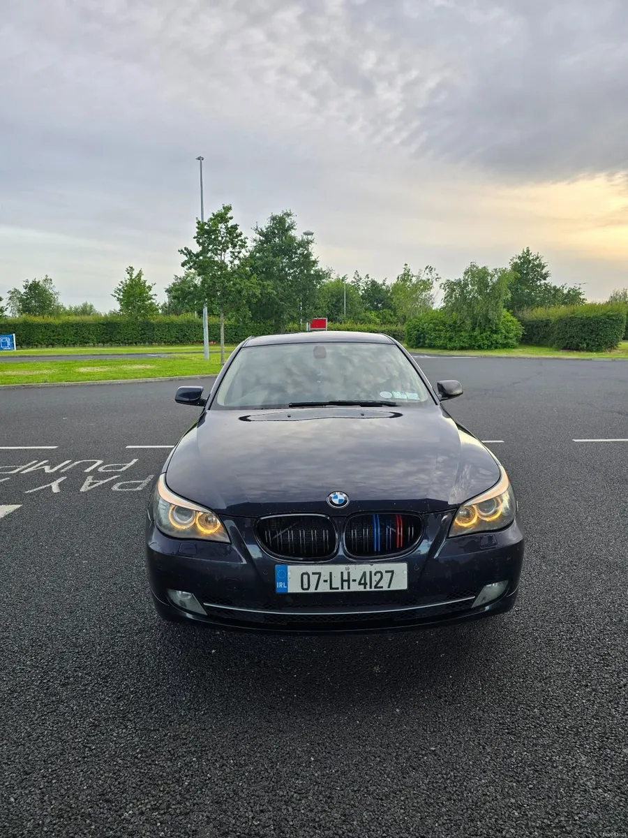 BMW 5-Series 520d 2007 automatic test 01-2027 - Image 2