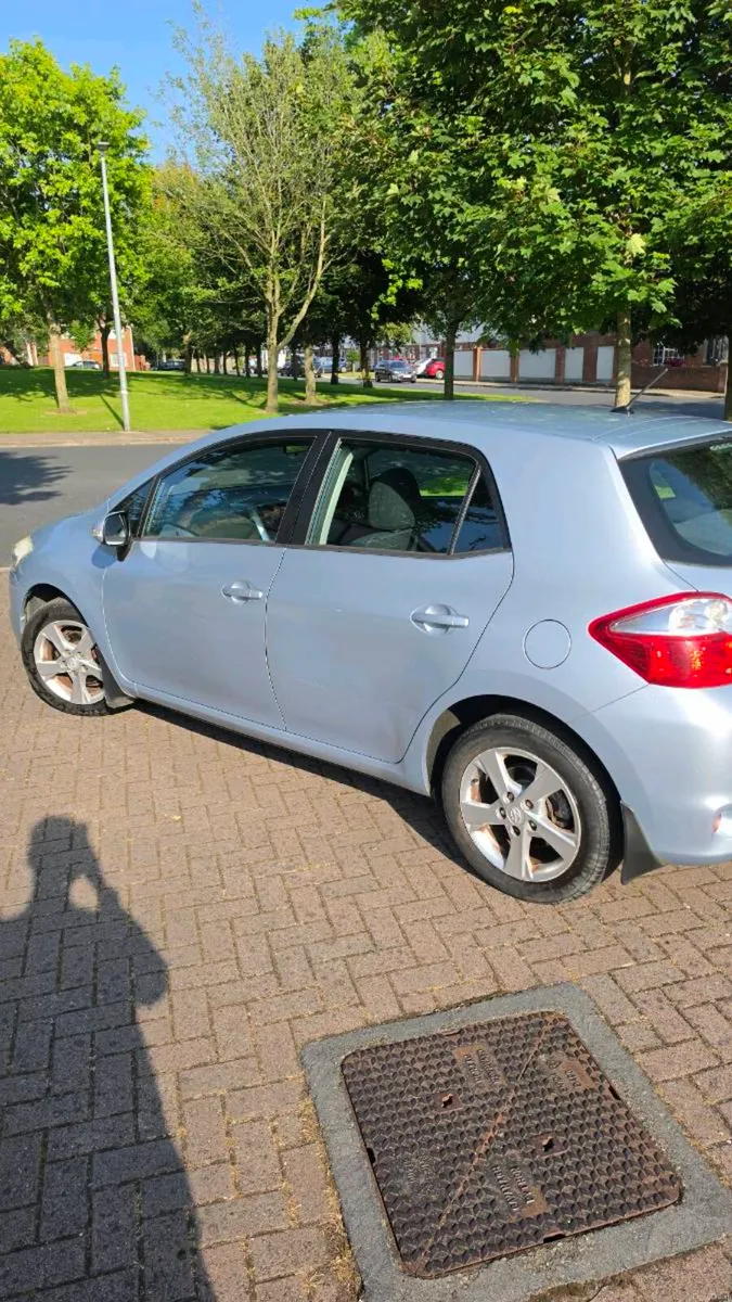 2010 Toyota Auris 1.3L Petrol | Very Low mileage - Image 5