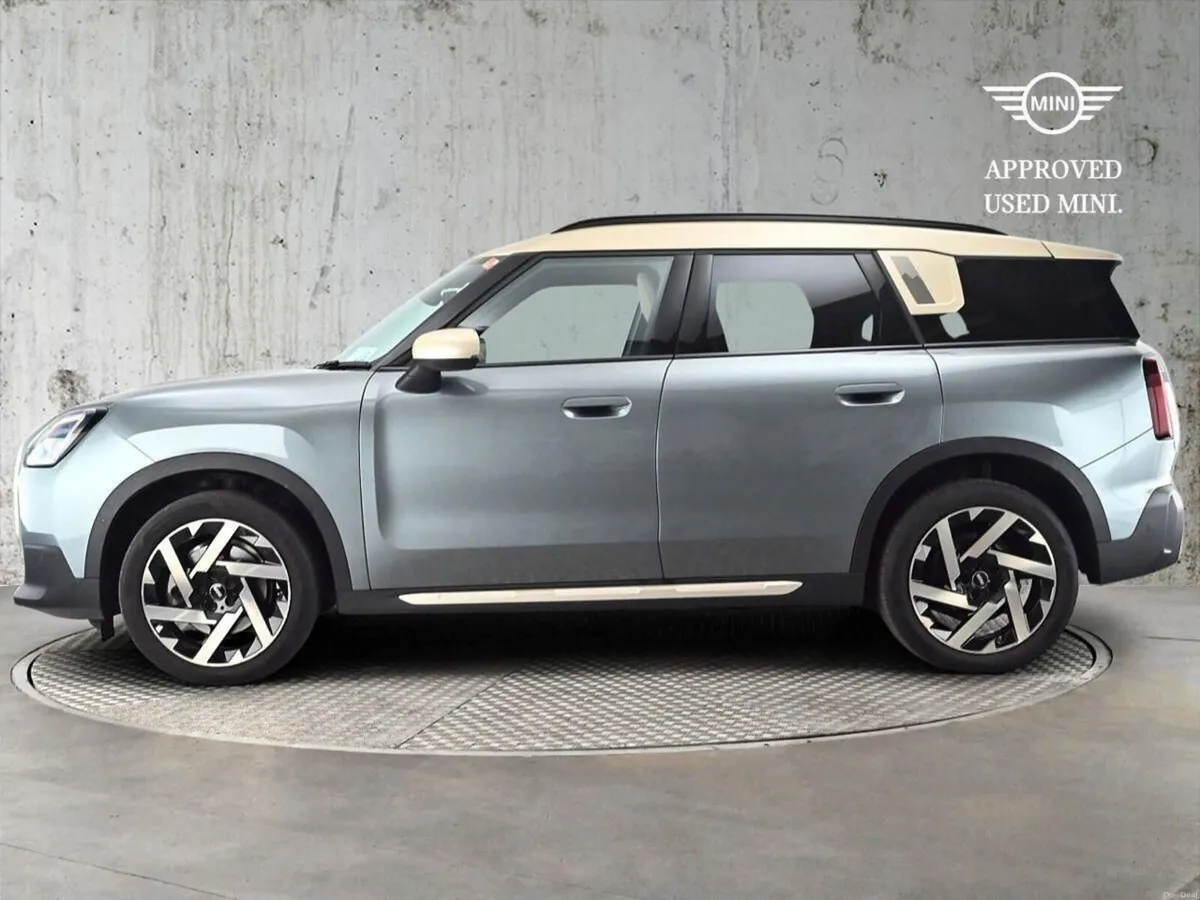 Mini Countryman C - Image 3