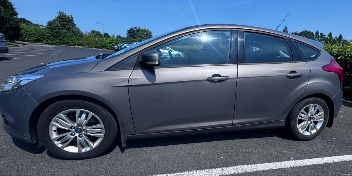 Ford Focus  automatic NCT 07.2027 - Image 1