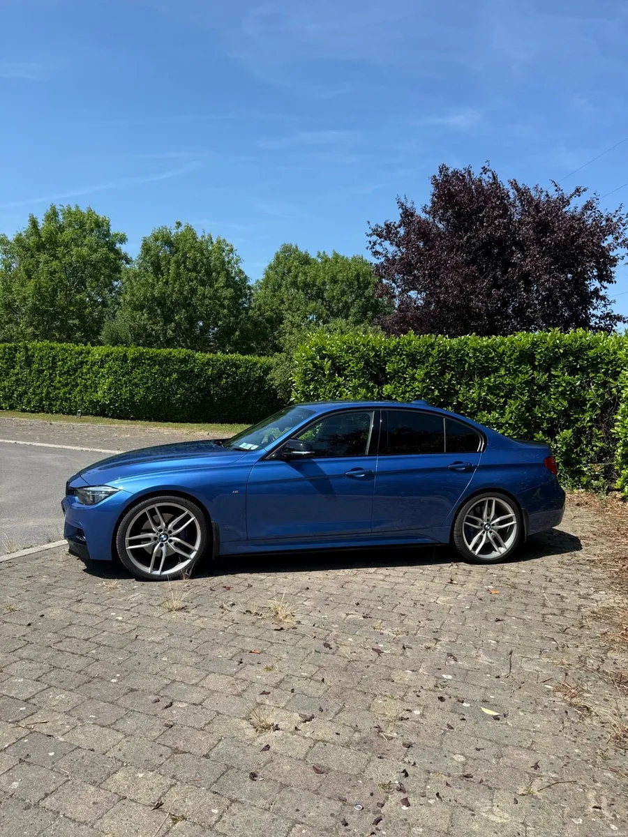 2018 Bmw 320d - Image 4