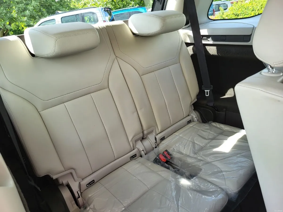 Land Rover Discovery 2020 - Image 6