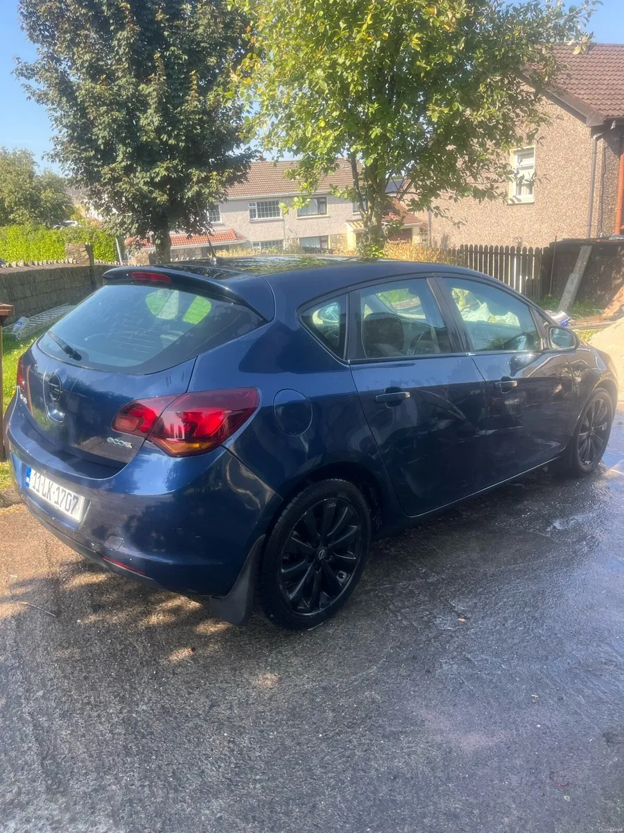 Opel Astra 1.3 cdti Ecoflex fresh tax + nct - Image 4
