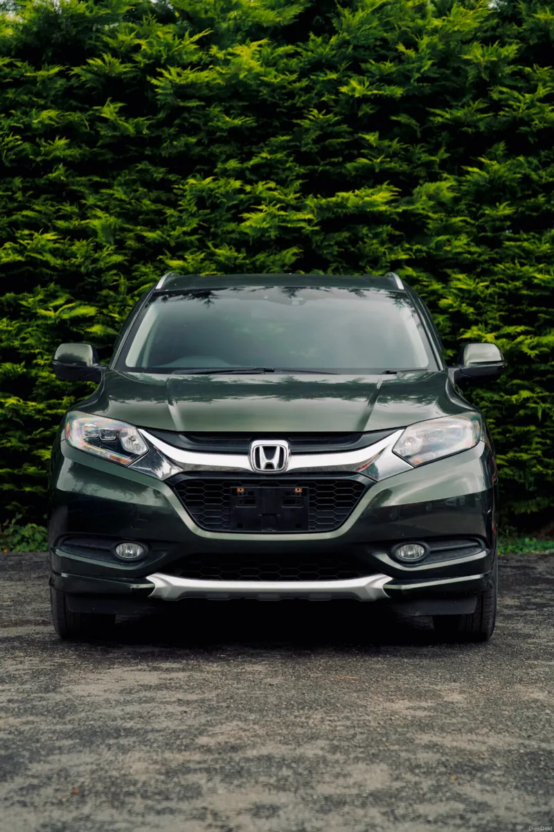 Honda Vezel 2016 with Android screen - Image 3