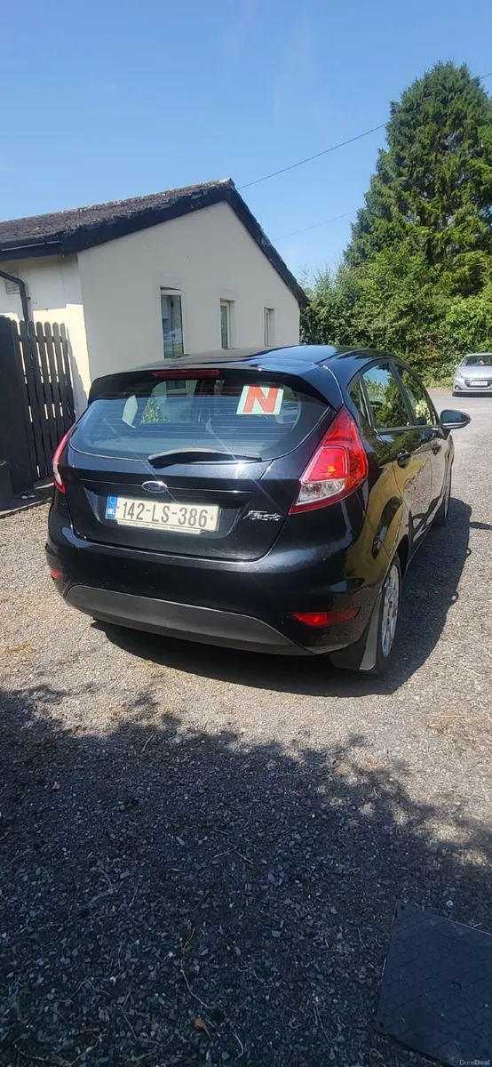 2014 Ford Fiesta - Great starter car - Image 6