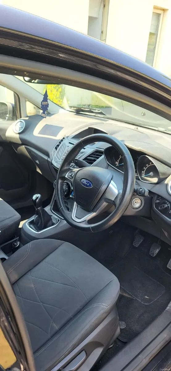 2014 Ford Fiesta - Great starter car - Image 2