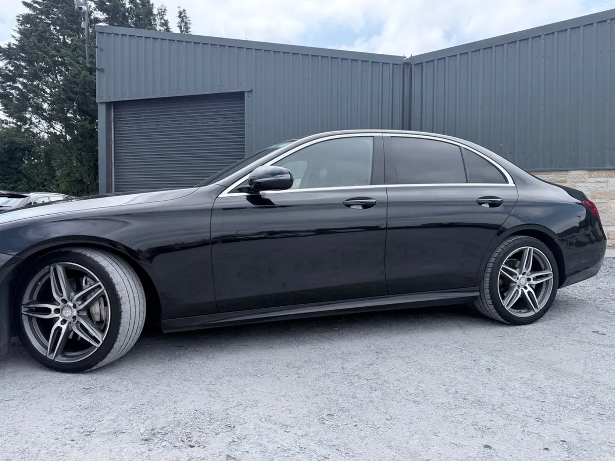 Mercedes Benz E220d 171’ AMG 2.0 Diesel AUTOMATIC - Image 5