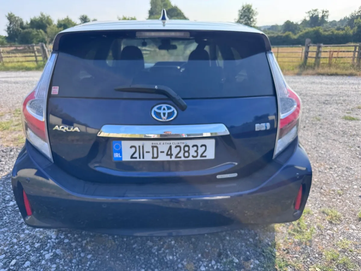 Toyota Aqua 211 - Push start with 360 camera - Image 3