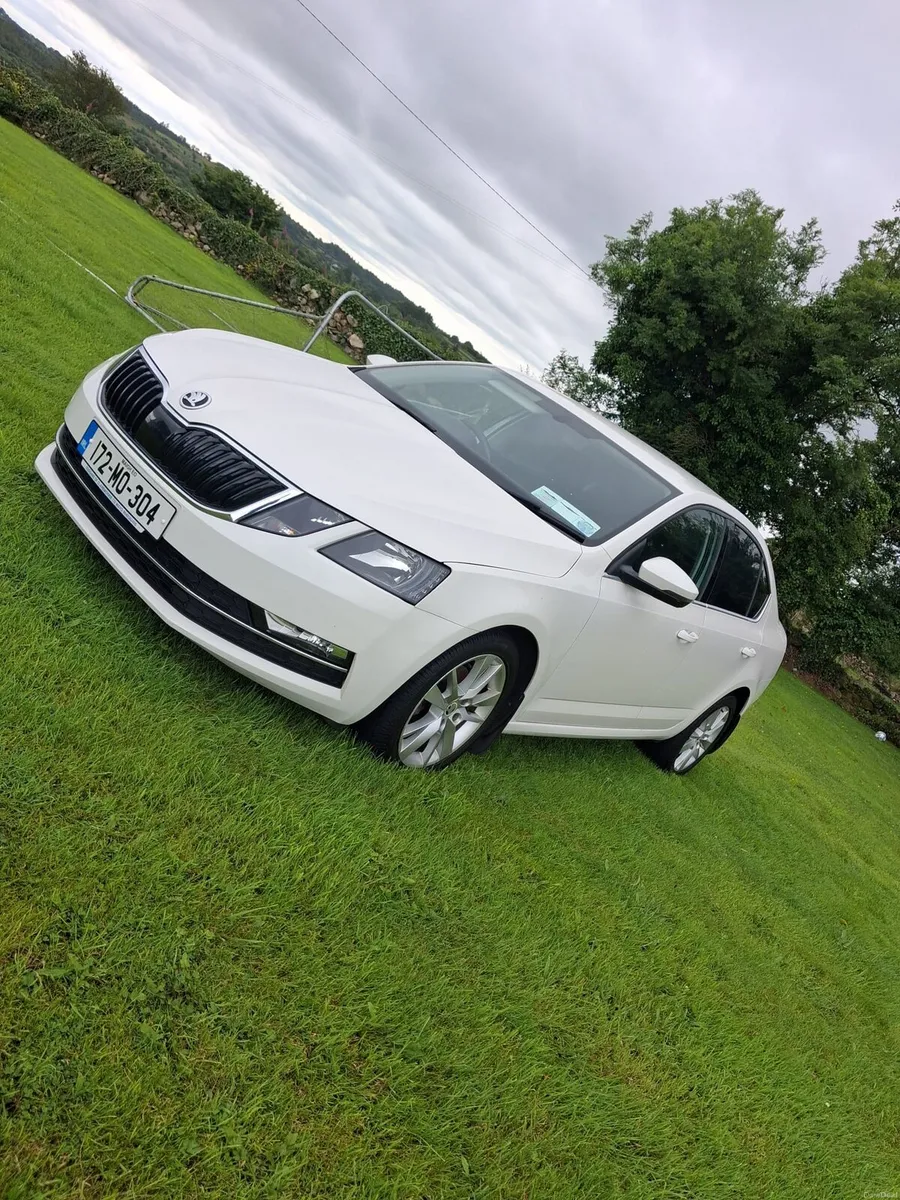 2017 skoda octavia - Image 2