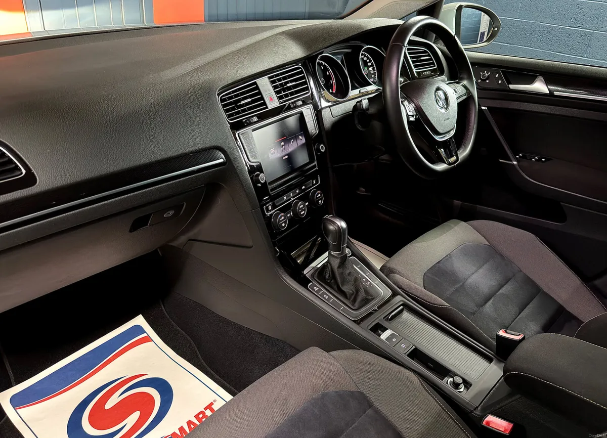 2016 Volkswagen Golf Highline 1.4TSi DSG 150BHP - Image 4