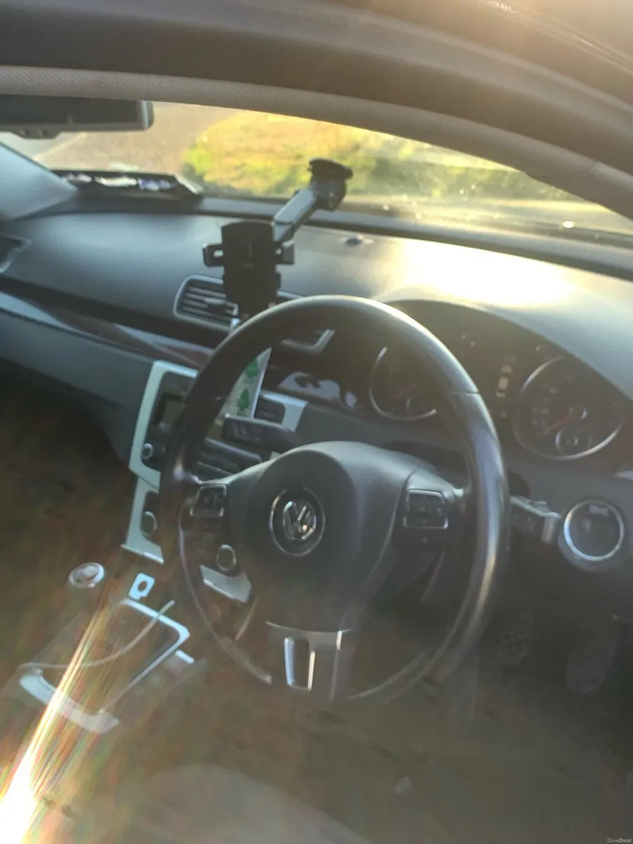 Volkswagen Passat 1.6 TDI Blue Motion - Image 4
