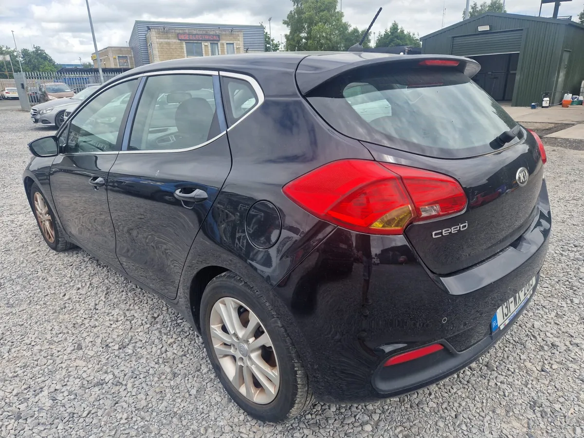 Kia Ceed 2013 - Image 3