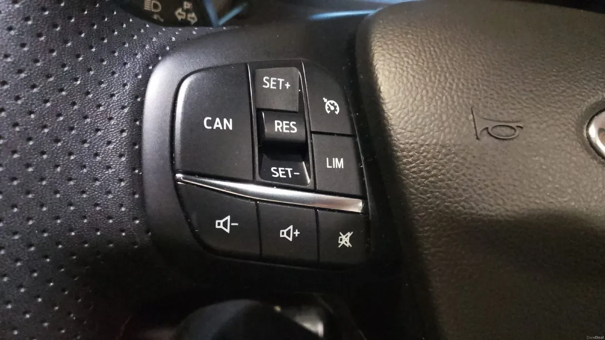 Ford Focus 2024 - Image 6