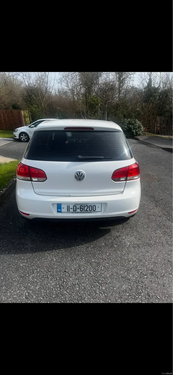 2011 Mk6 golf white 1.2 petrol - Image 4