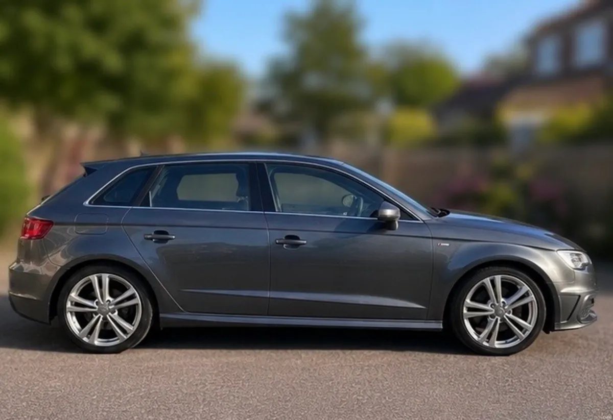 Audi A3 S-Line 2015 - Image 4