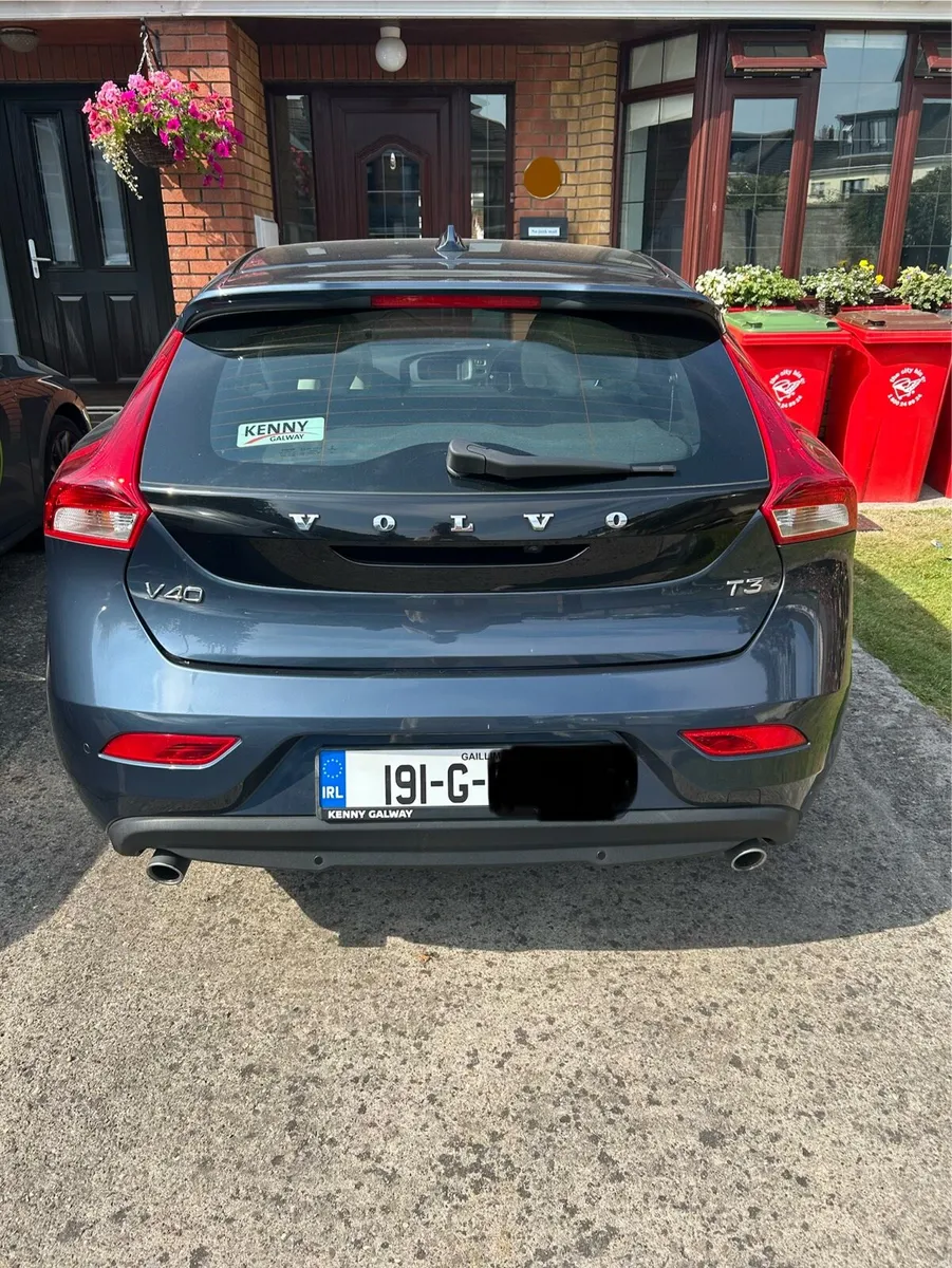 Volvo V40 2019 - Image 4