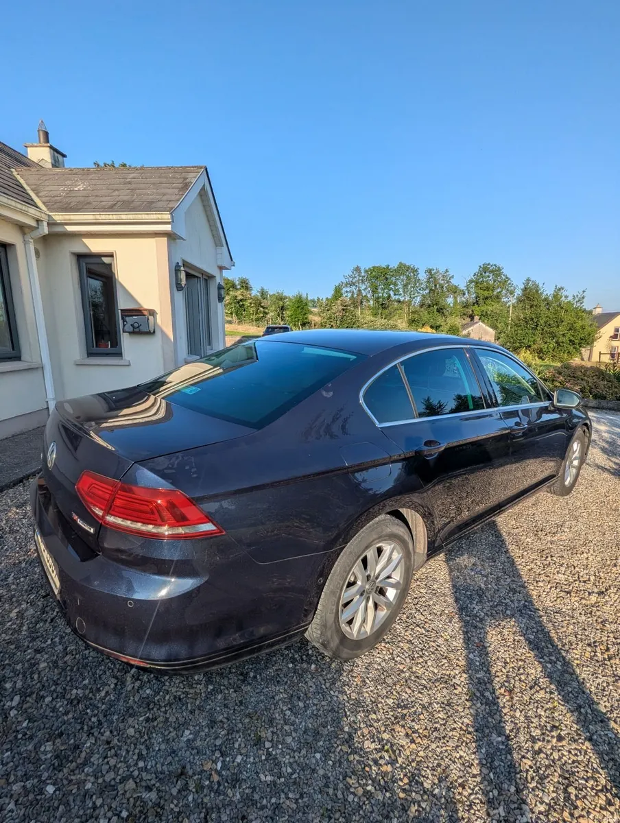 Volkswagen Passat 2016 - Image 4