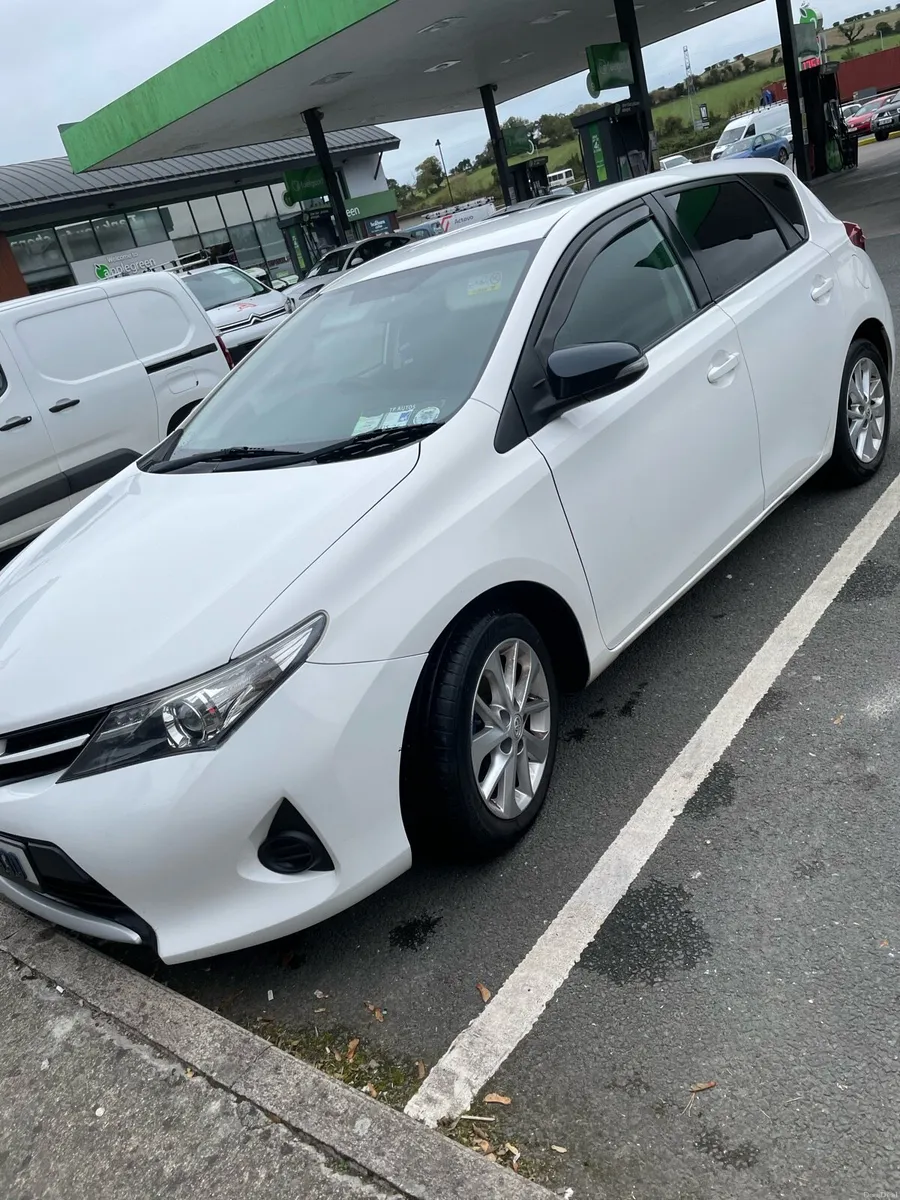Toyota Auris NCT 09/27 - Image 3