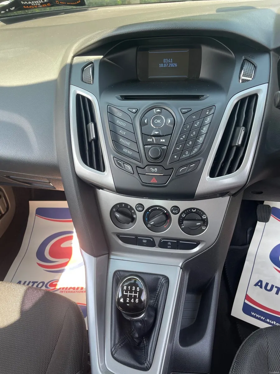 Ford Focus 2013 - Image 2