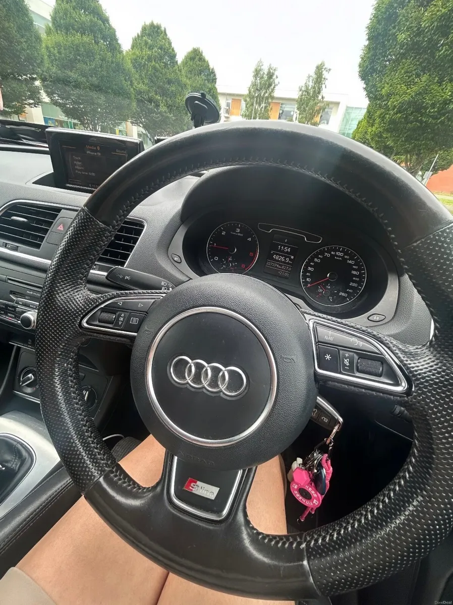 Audi Q3 2013 - Image 5