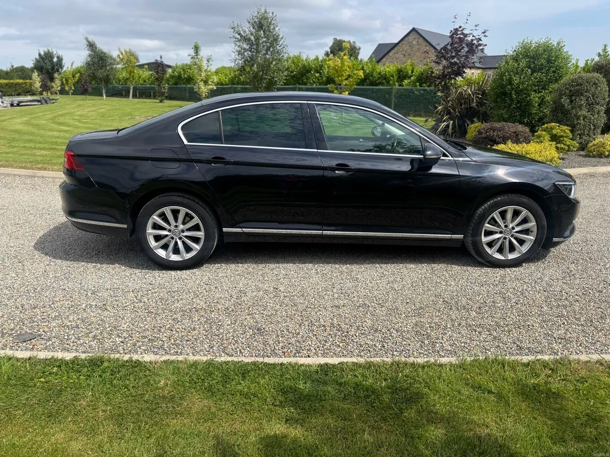 2017 VOLKSWAGEN PASSAT 2LT HIGHLINE AUTO - Image 2