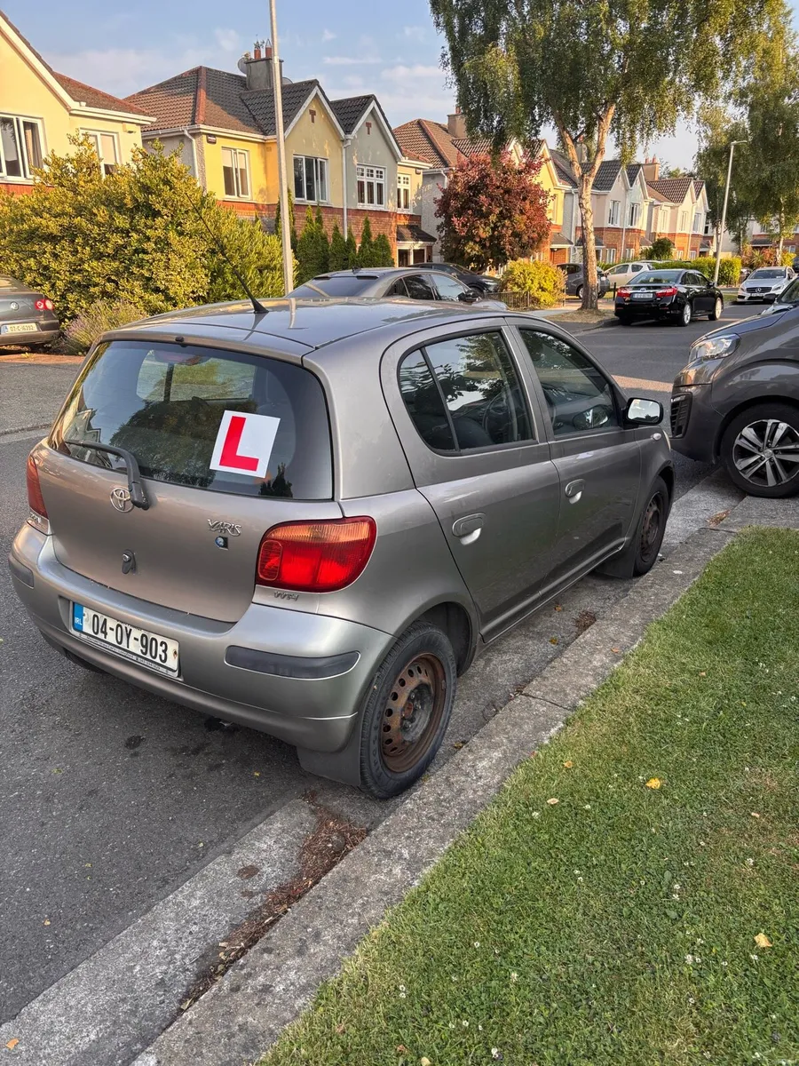 Toyota Yaris - Image 4