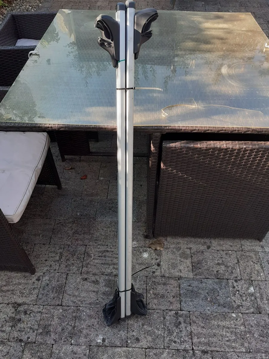 Car roof rack - Image 1