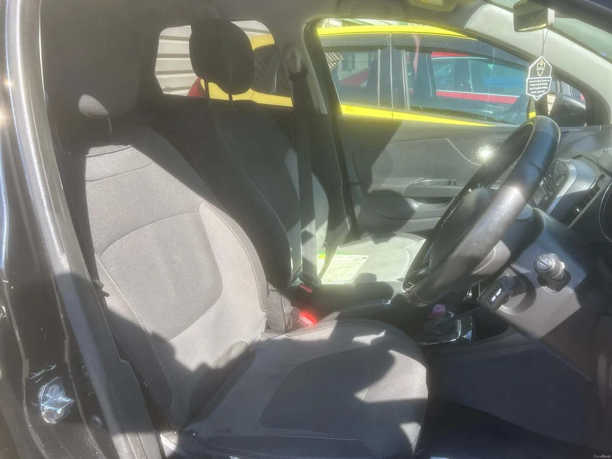 Renault Captur - Image 5