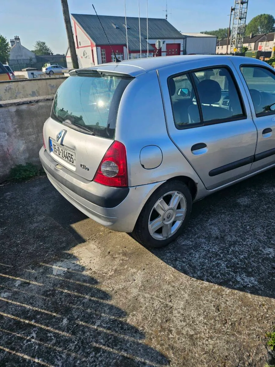 Renault clio - Image 4