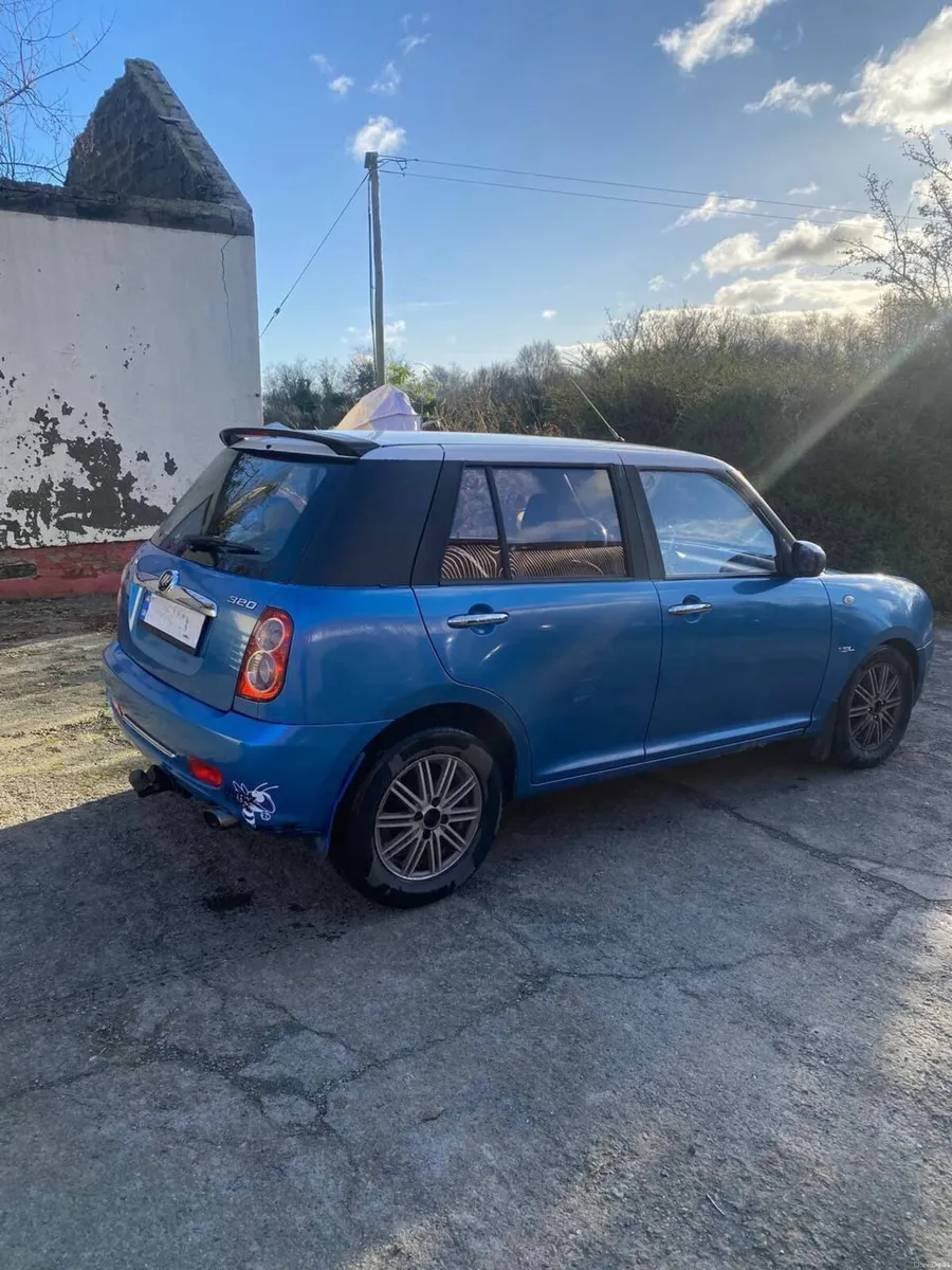Car - Image 5