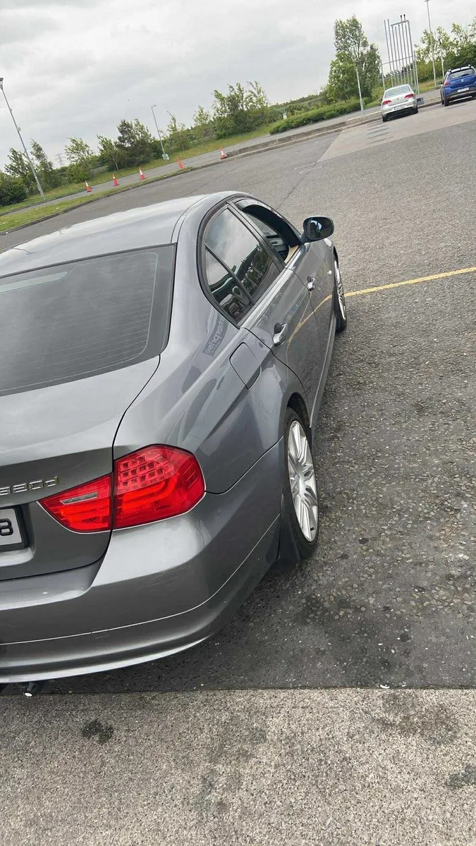Bmw 320d taxed and tested (trade for an automatic) - Image 2