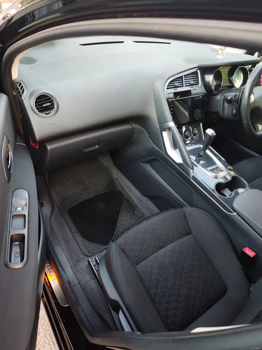 Peugeot 3008 2014 - Image 2