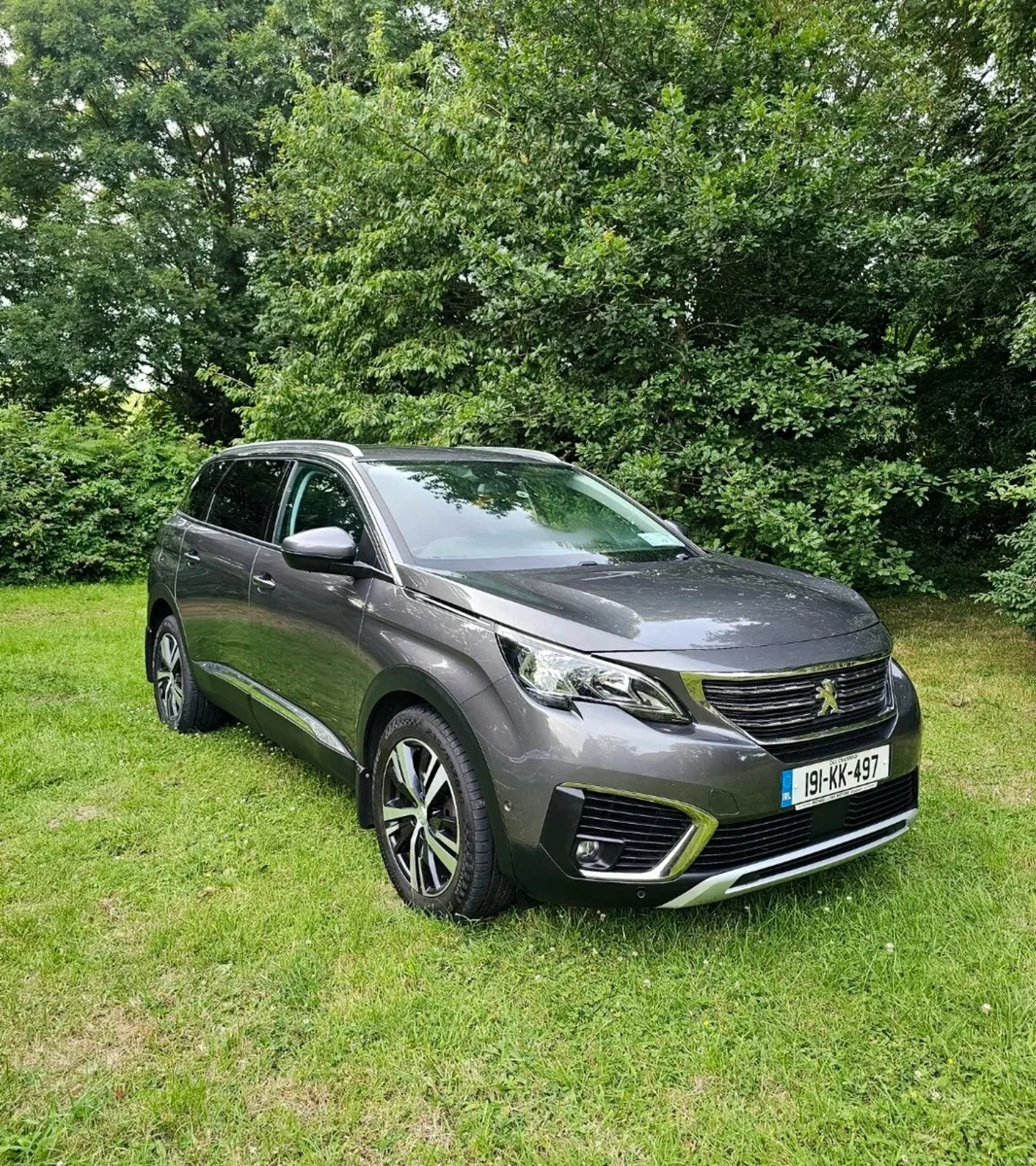 PEUGEOT 5008 ALLURE 1.5 BlueHDi 130 HP 7Seater - Image 1