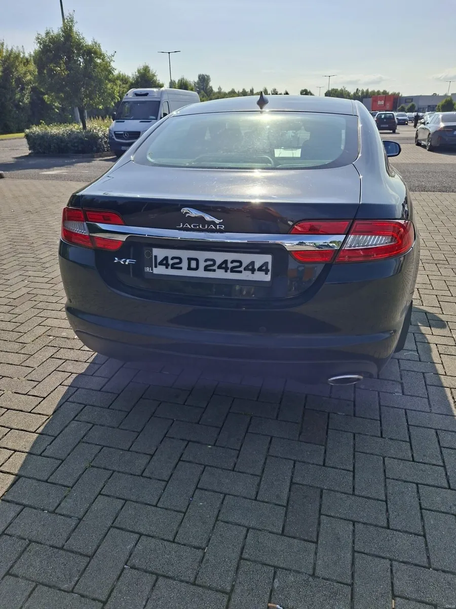 Jaguar XF - Image 4