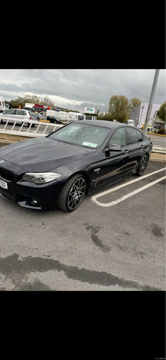 2016 BMW 5-series m sport 520d - Image 2